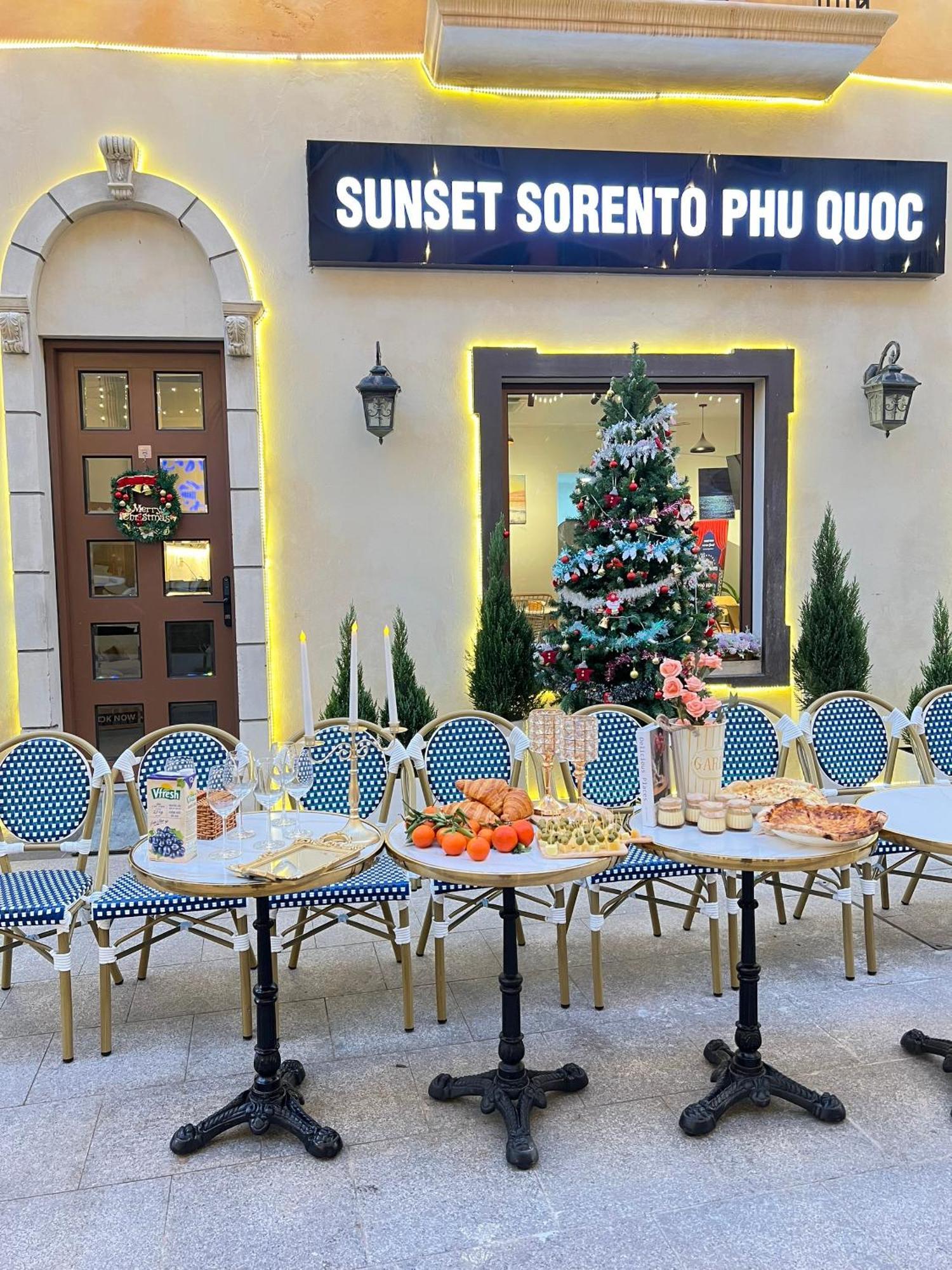 Sunset Sorrento Phu Quoc Aparthotel Exterior foto